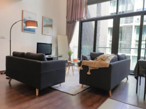 RIVERSON SOHO DUPLEX POOL VIEW 7PAX